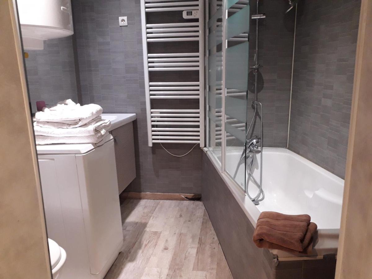 Гостьовий будинок Chalet Type Studio De Charme Avec Jacuzzi Touet-de-l'Escarene Екстер'єр фото